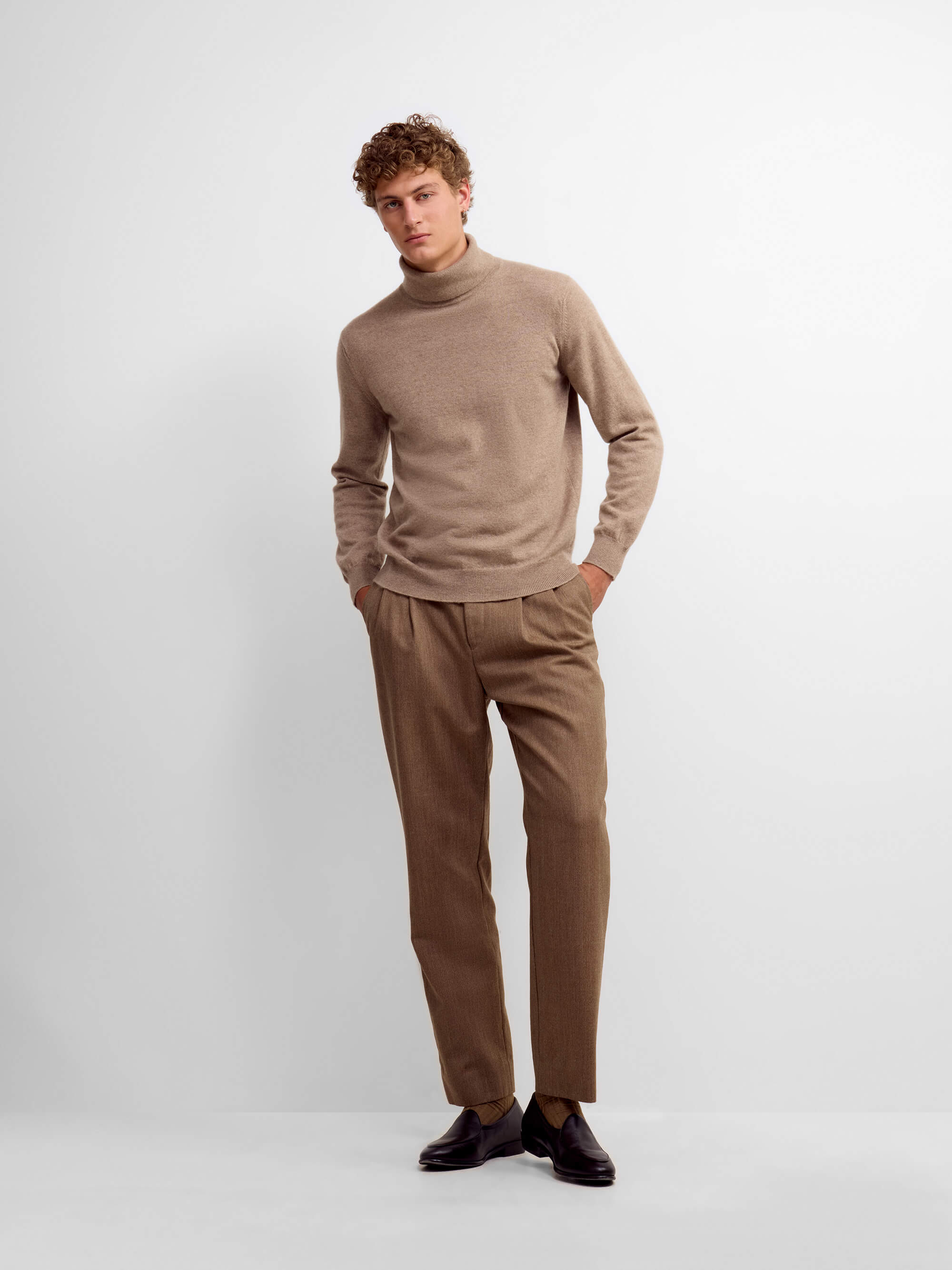 Heriot Roll Neck