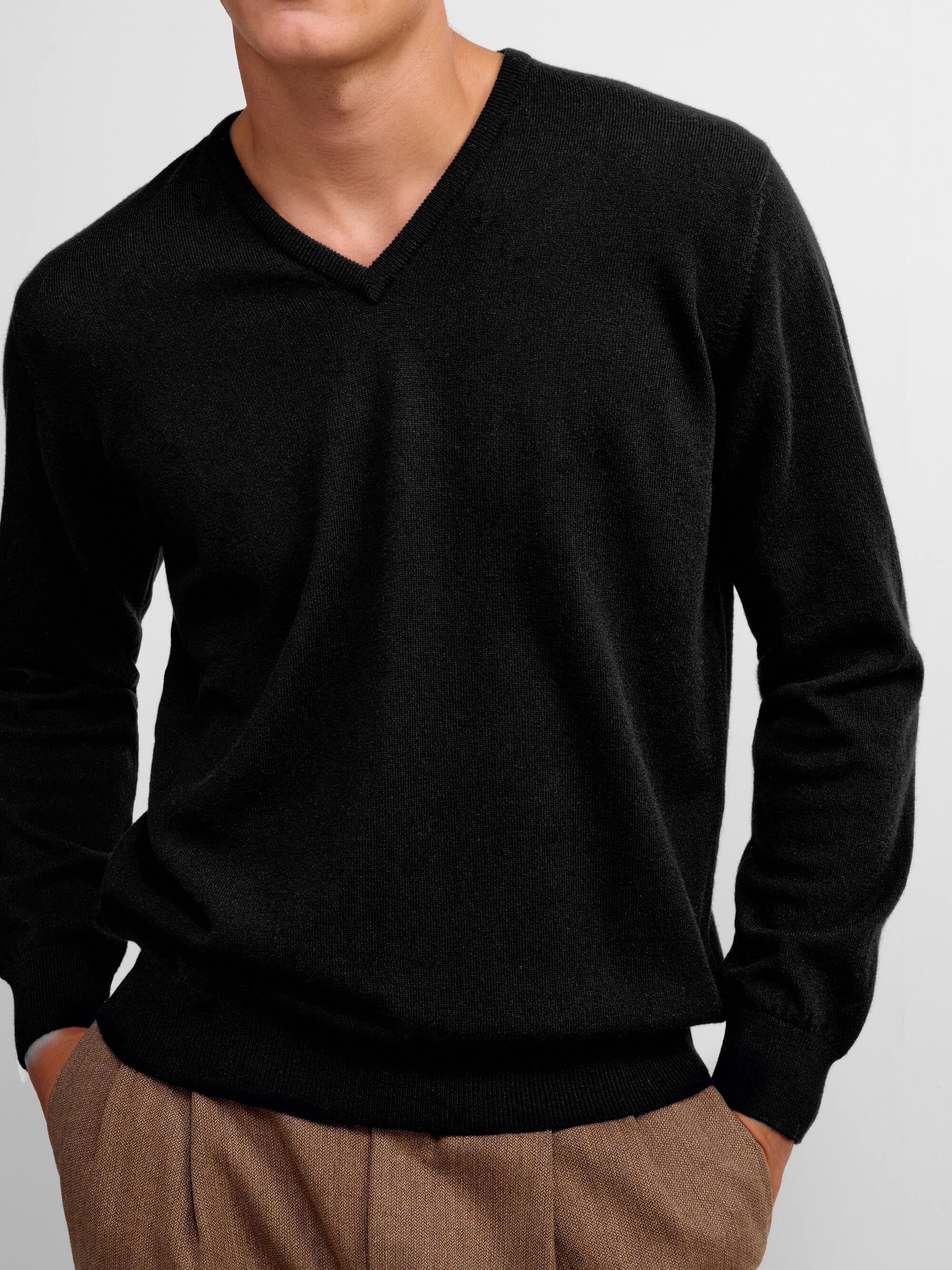 Heriot V-Neck