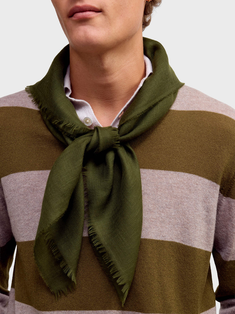 Wispy Solid Square