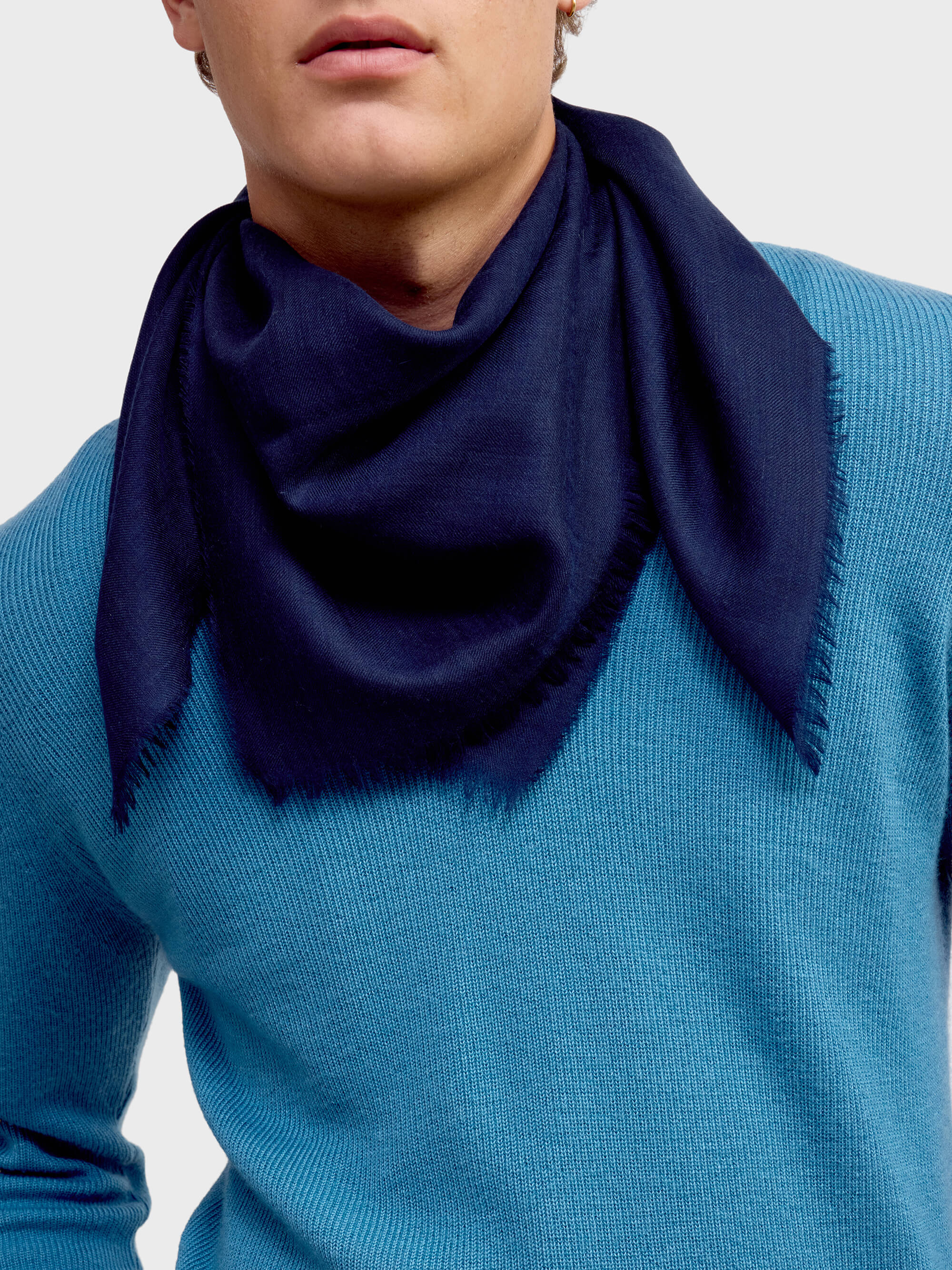 Wispy Solid Square