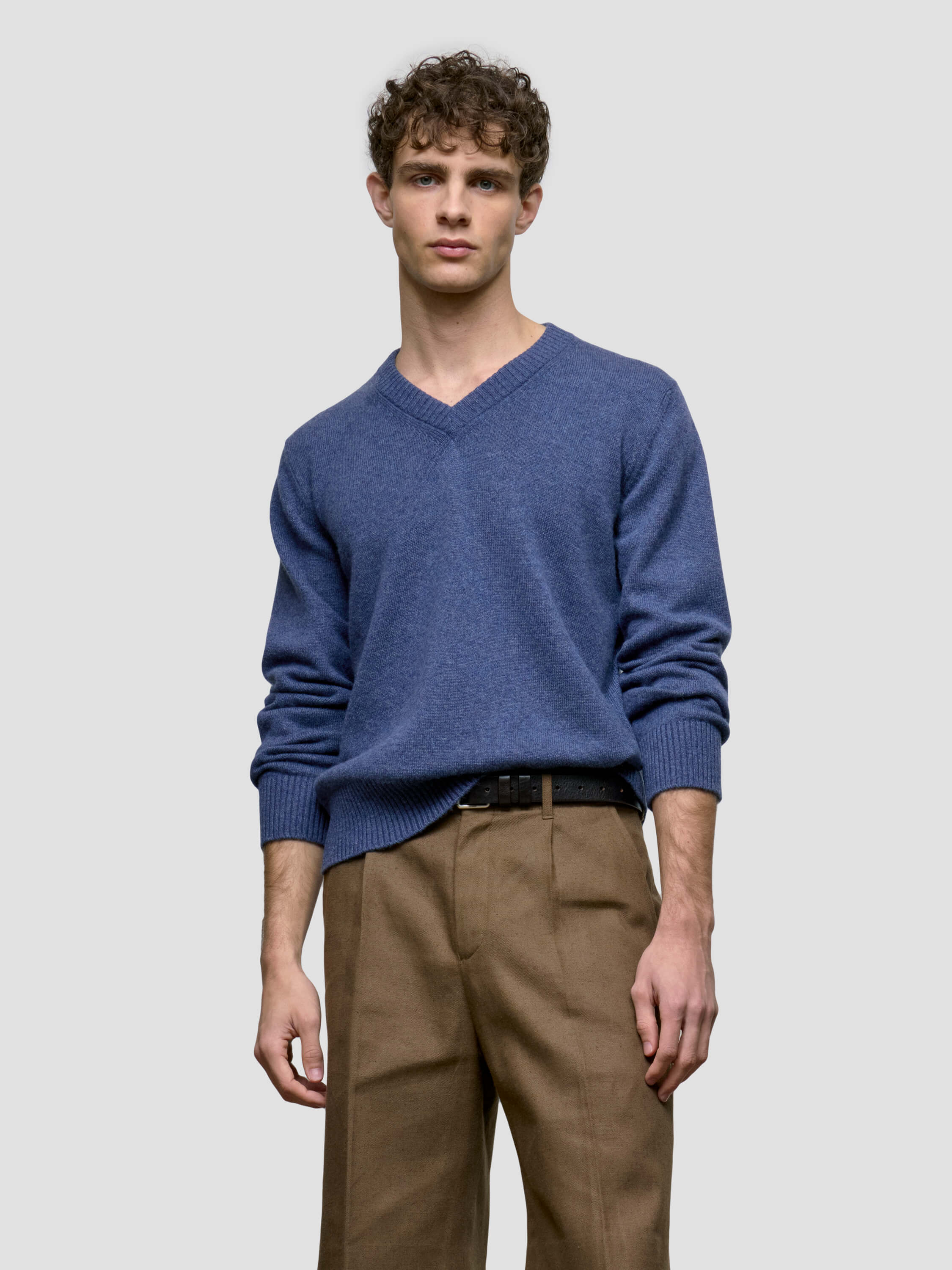 Colin Mens Selvedge Navy VNeck Cashmere Sweater - Begg x Co