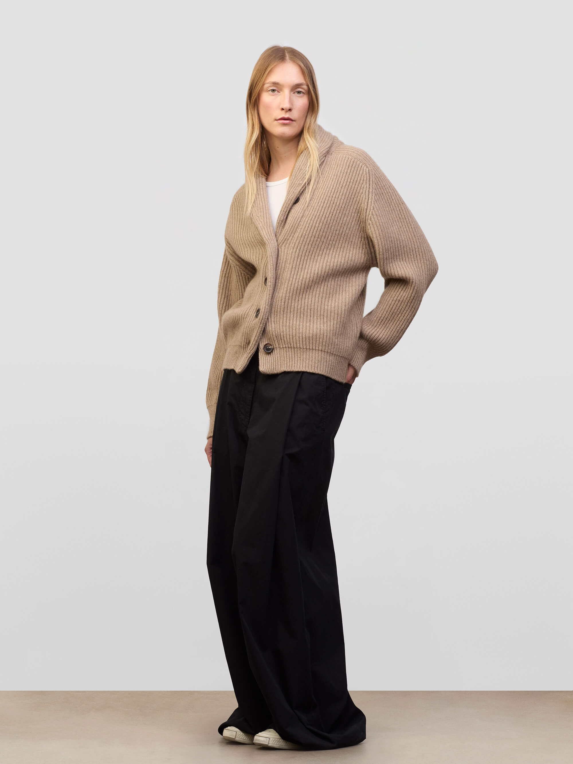 Womens Mini Yacht Brown Undyed Cashmere Cardigan - Begg x Co
