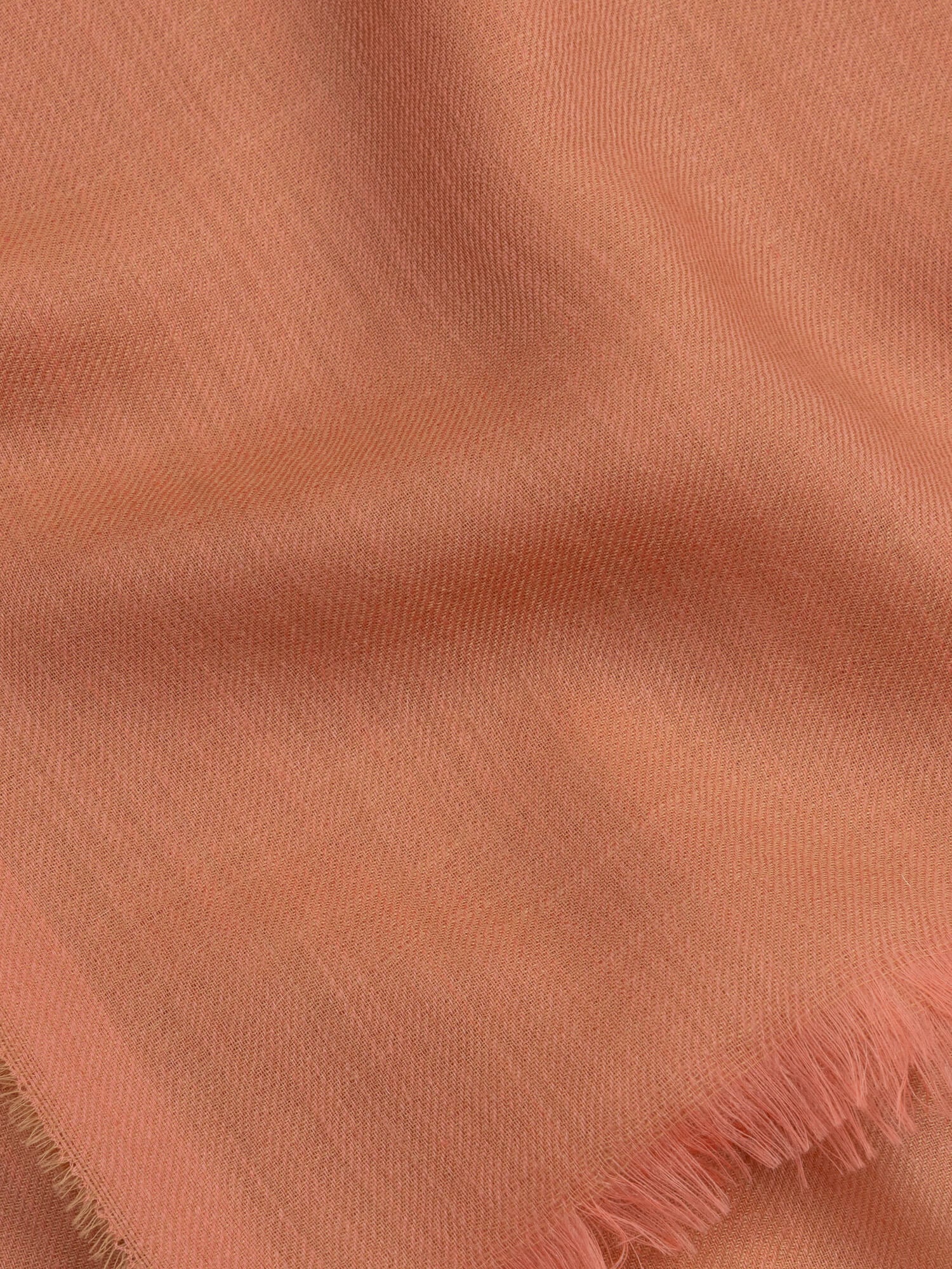 Wispy Solid