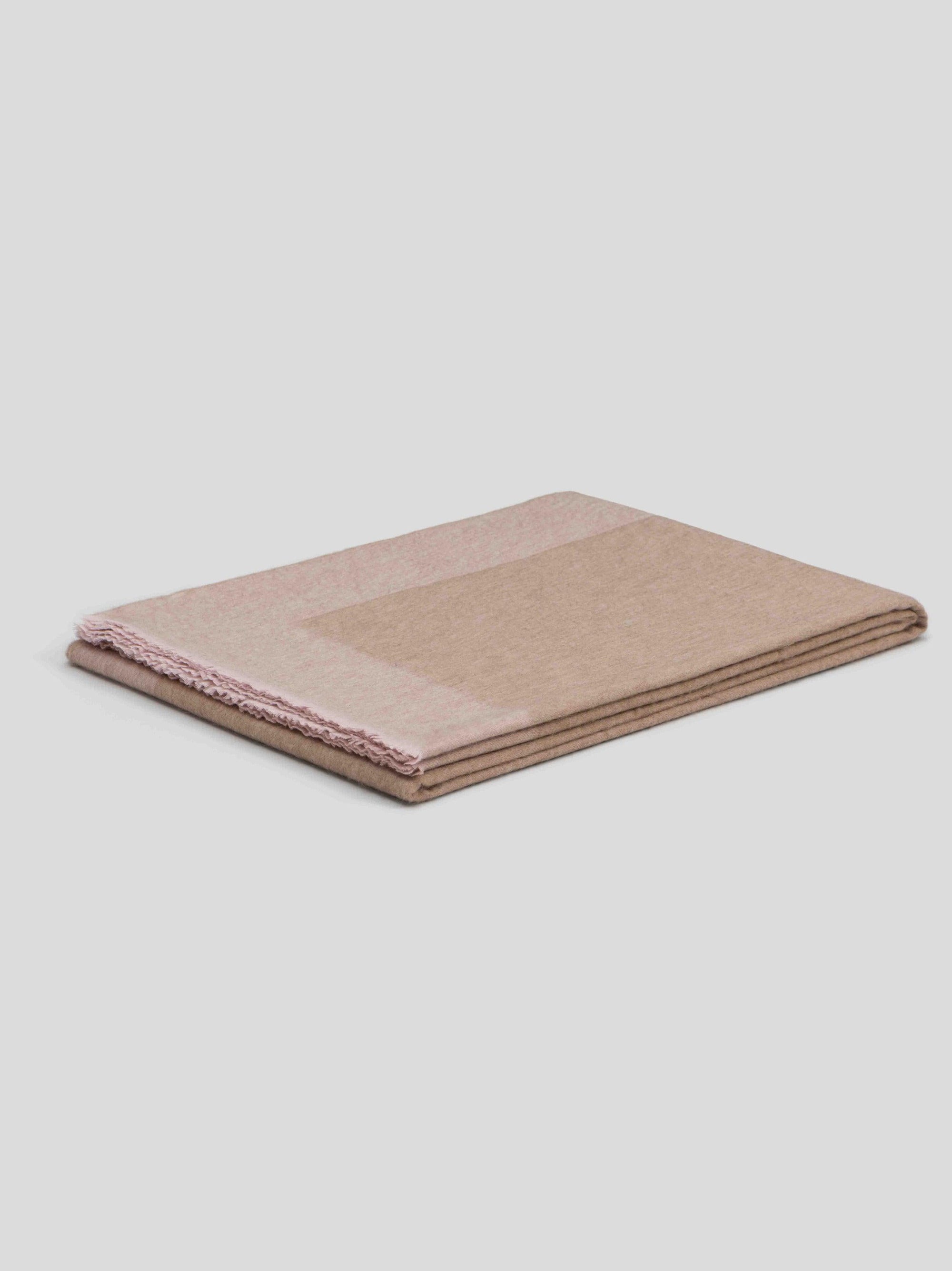 Oversized Arran Border Cashmere Throw Stone Pink| Begg x Co