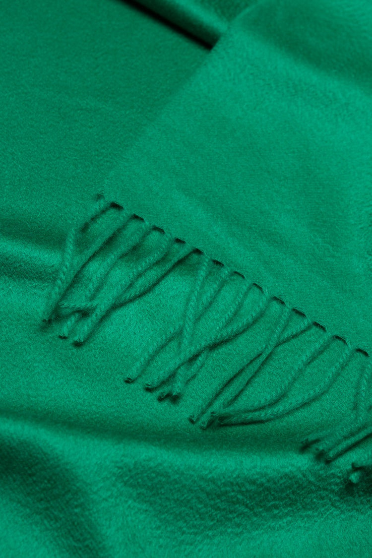 Arran Plain Cashmere Throw Shamrock | Begg x Co