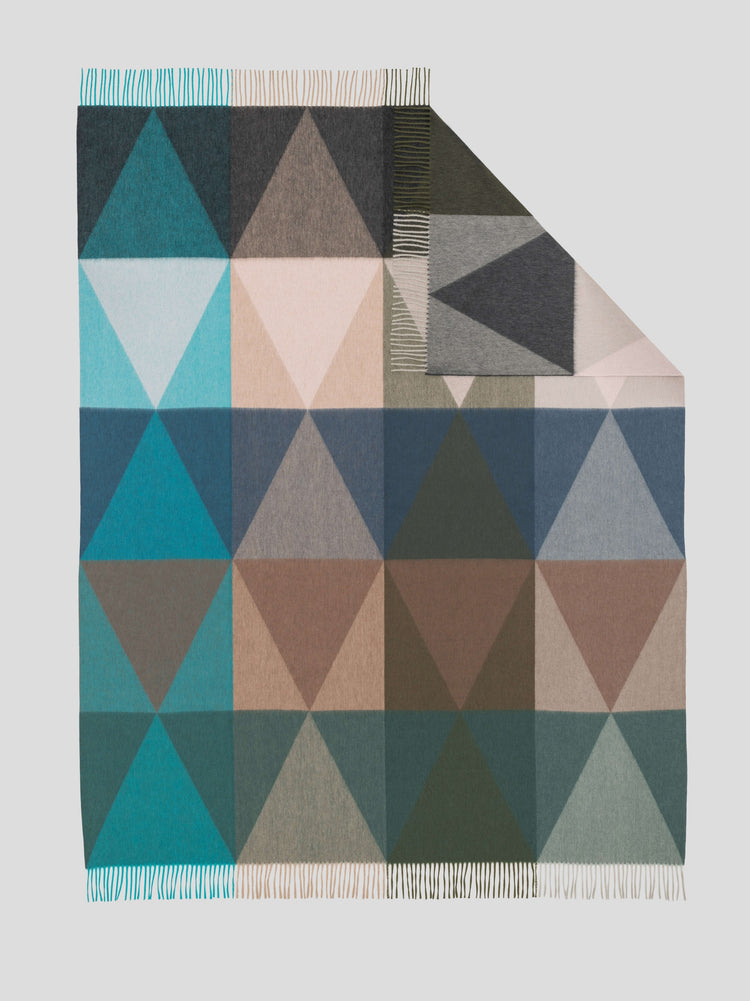 Arran Pyramid Cashmere Throw Dark Teal | Begg x Co