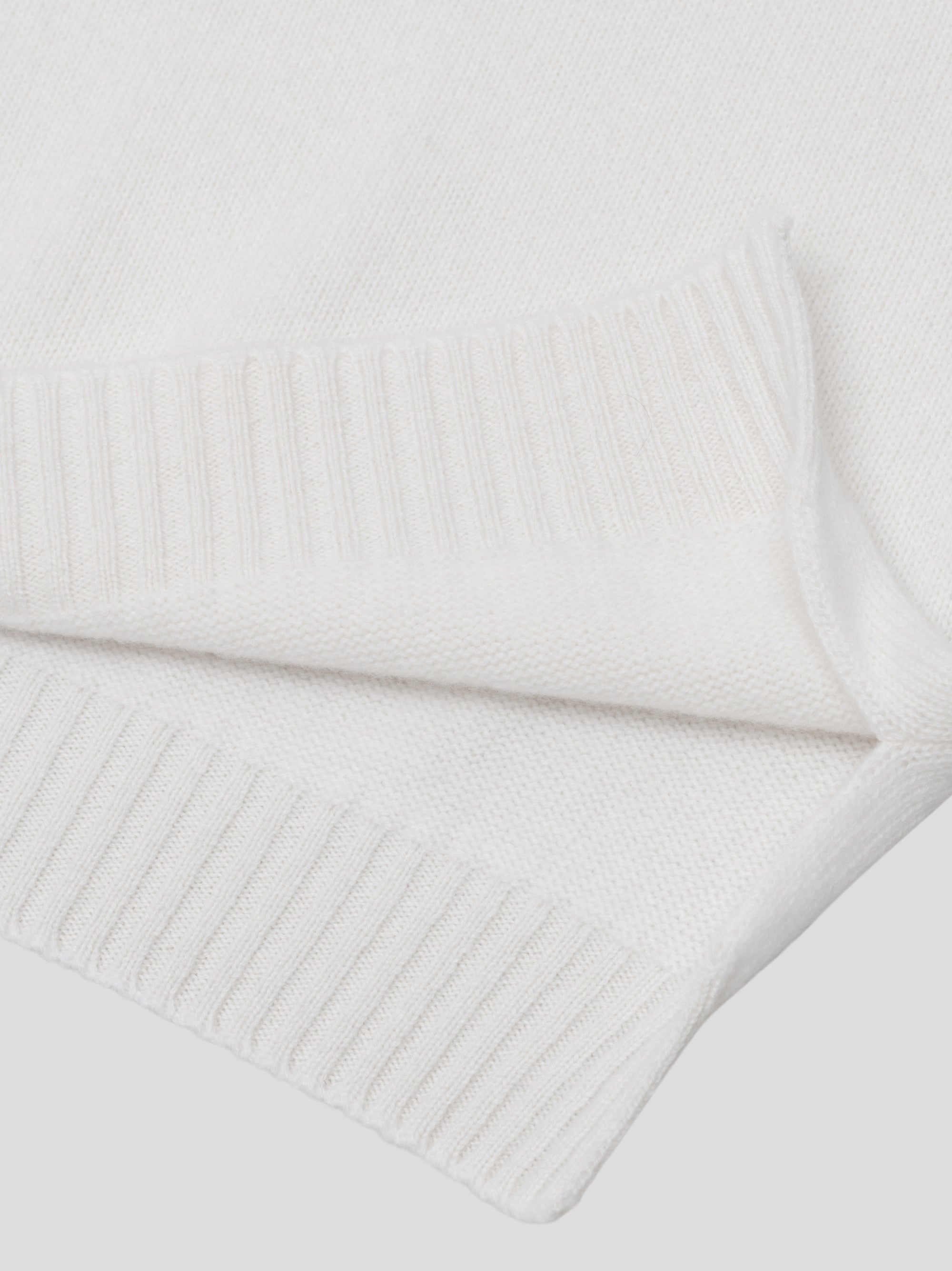 Womens Varikino V-Neck Cashmere Knitted Sweater Frost | Begg x Co