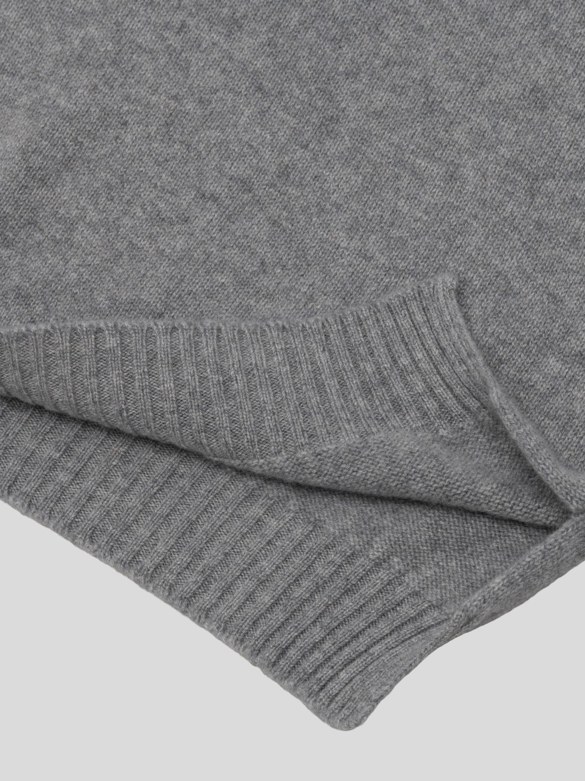 Womens Varikino V-Neck Cashmere Knitted Sweater Grey | Begg x Co