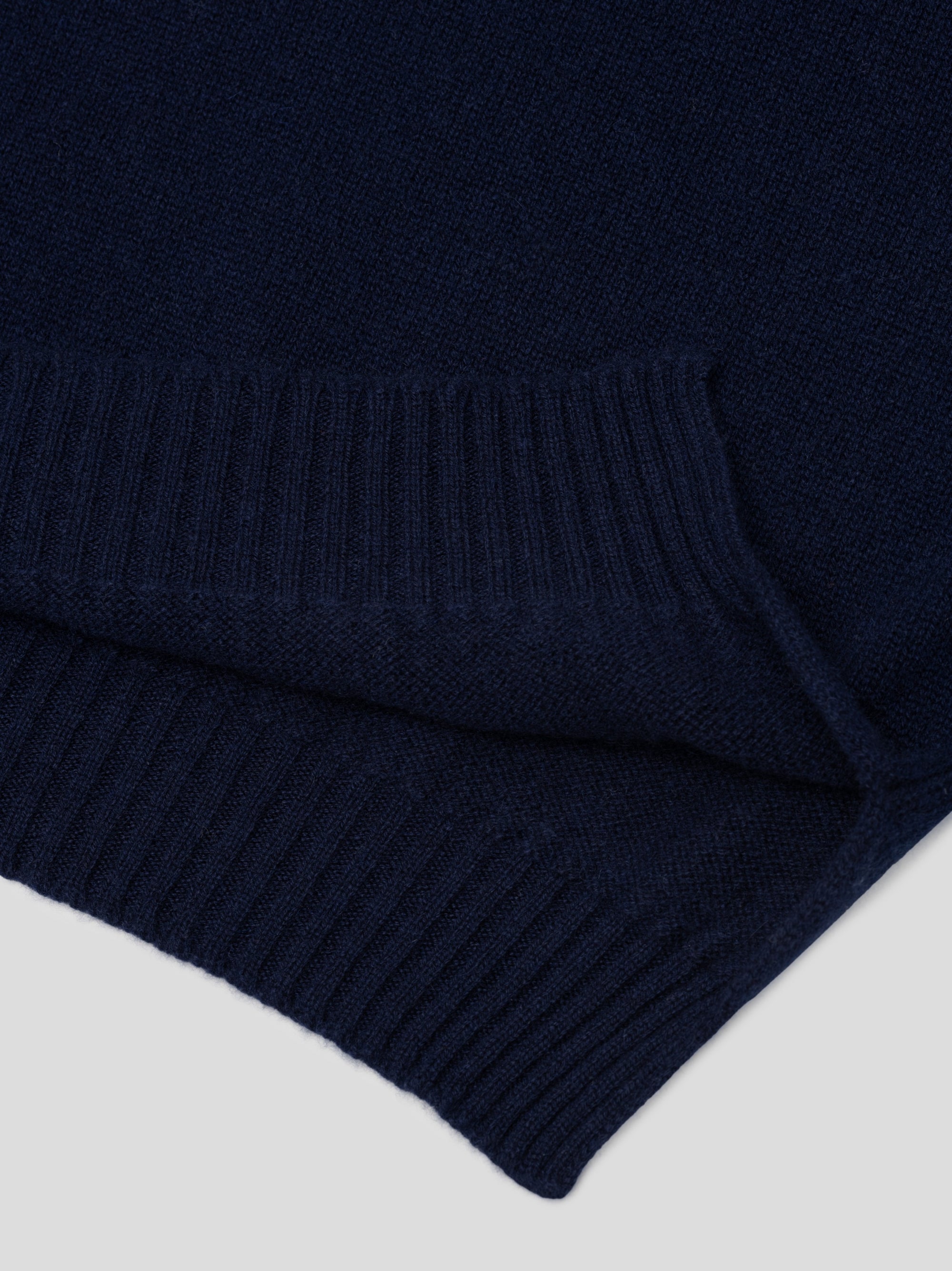 Womens Varikino V-Neck Cashmere Knitted Sweater Navy | Begg x Co