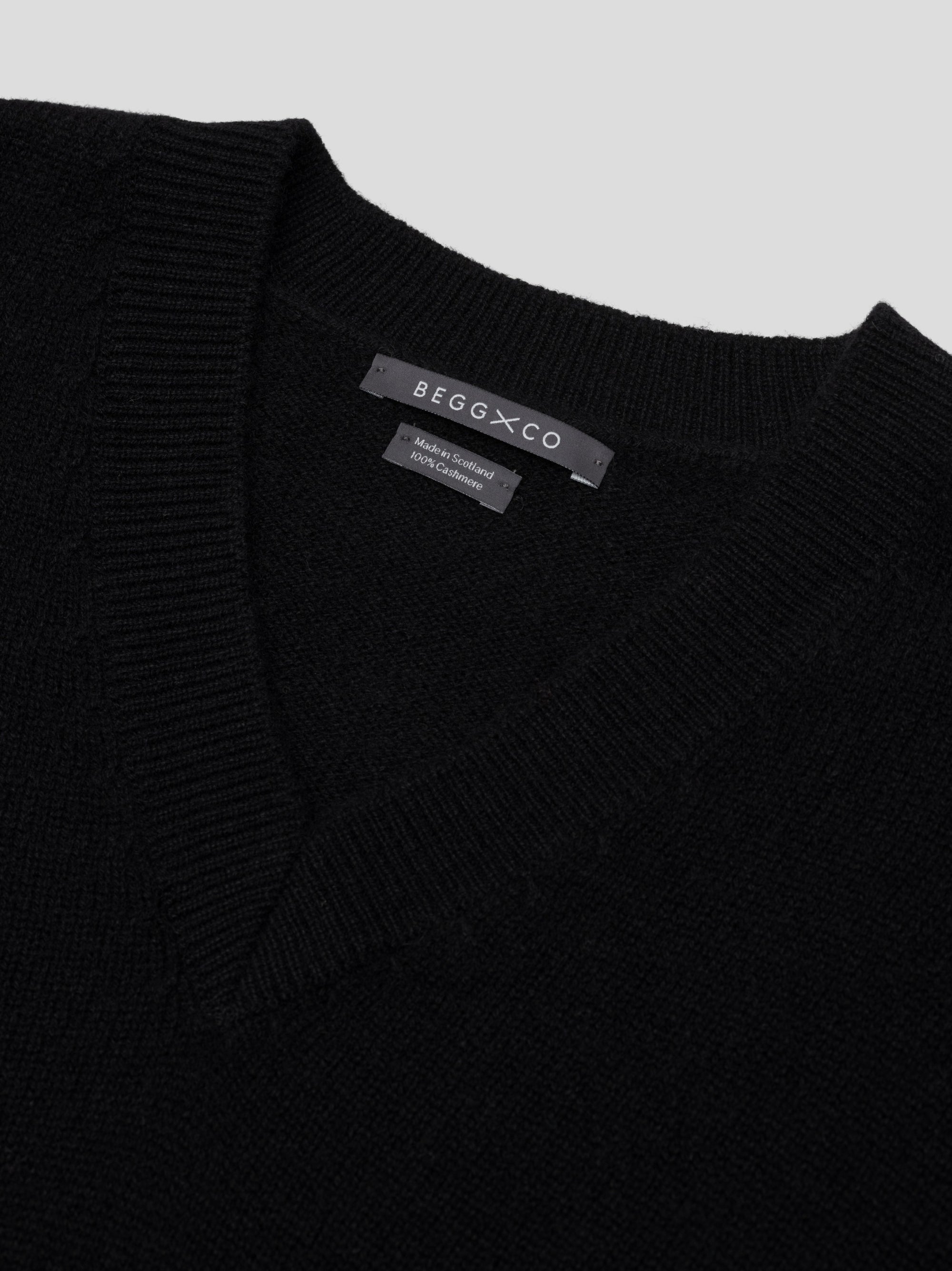 Womens Varikino V-Neck Cashmere Knitted Sweater Black | Begg x Co