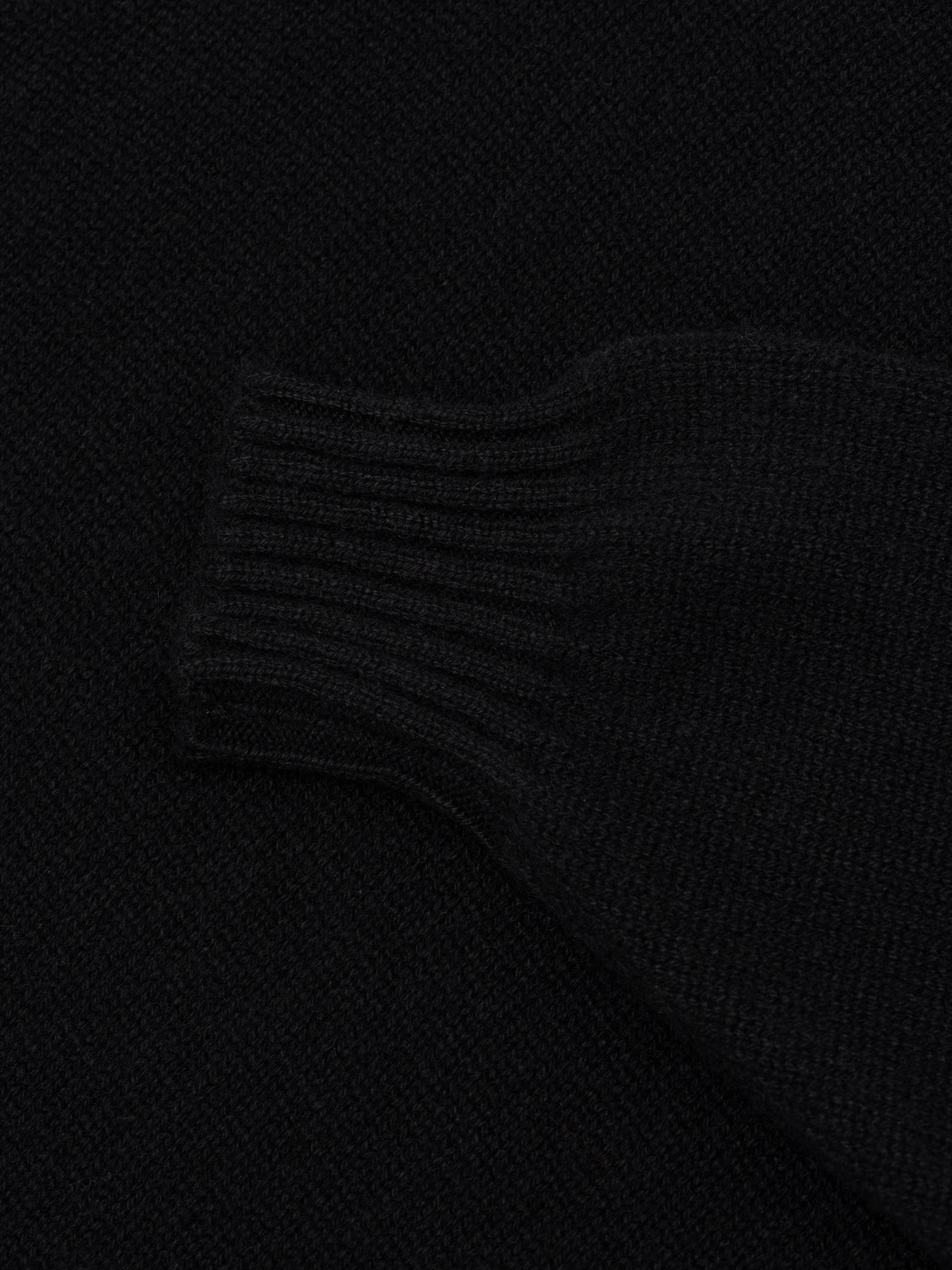 Womens Varikino V-Neck Cashmere Knitted Sweater Black | Begg x Co