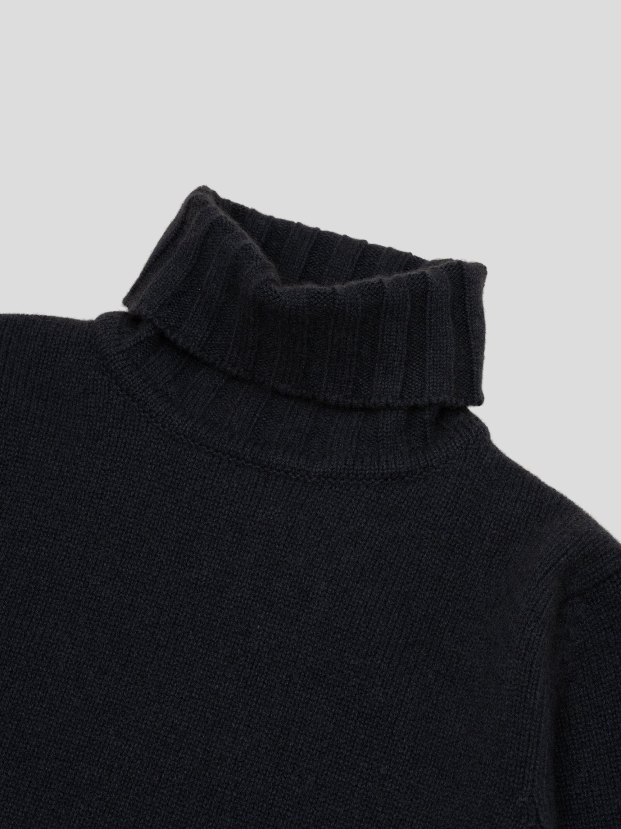 Womens Carey Cashmere Roll Collar Sweater Siberian Grey | Begg x Co