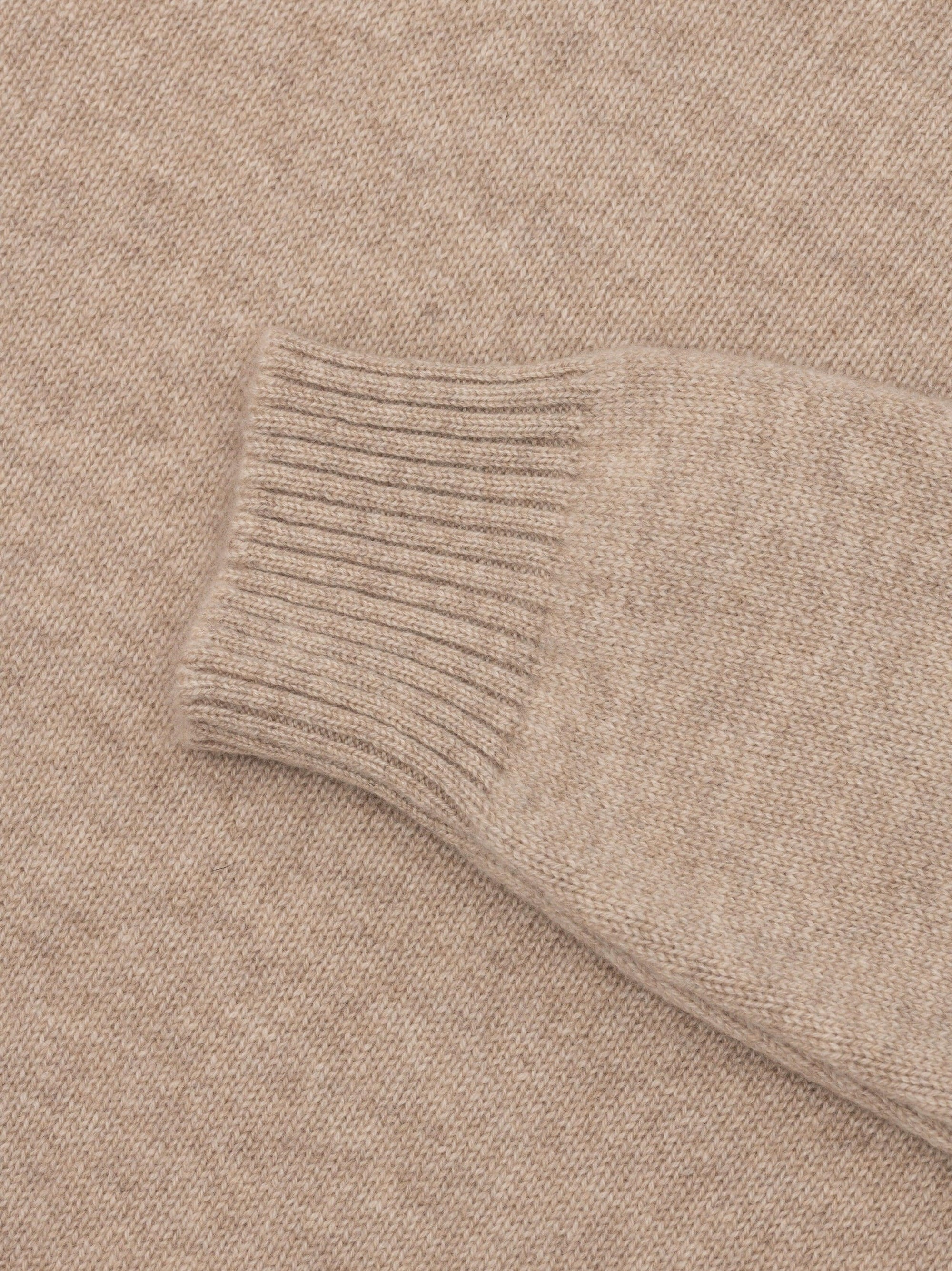 Mens Shadow Knitted Cashmere V-Neck Sweater Natural| Begg x Co