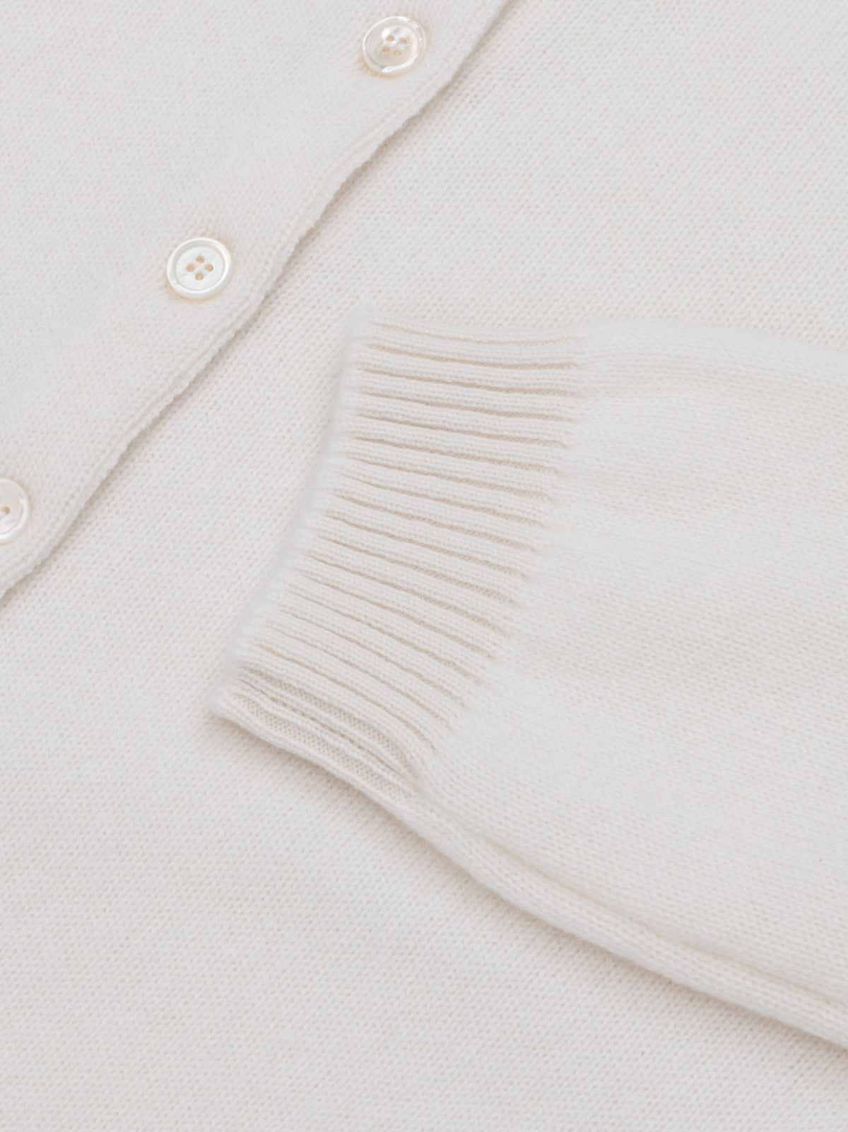 Womens Hepburn Golfer Knitted Cashmere Cardigan Frost | Begg x Co