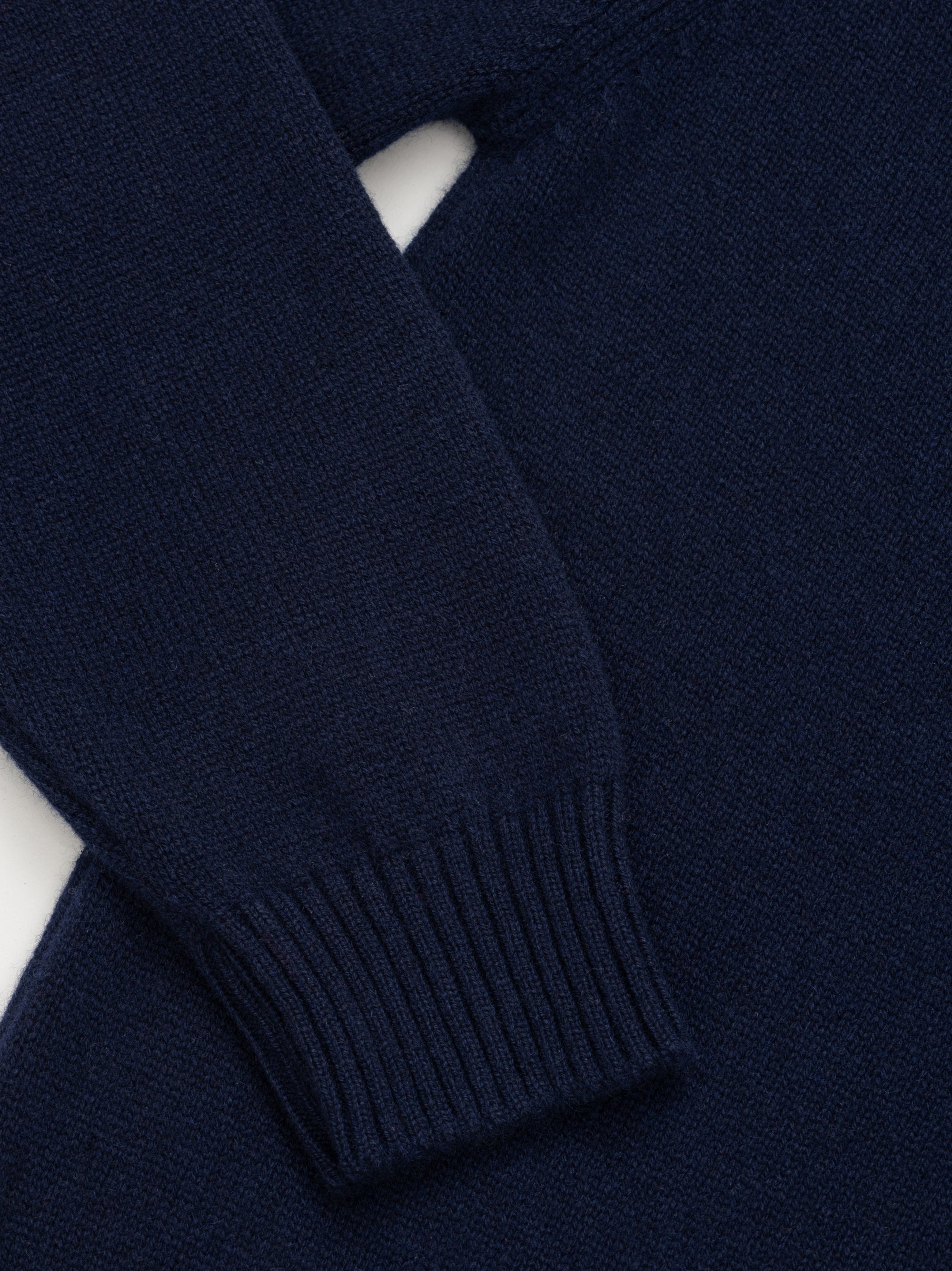 Mens Architect Crew Neck Knitted Cashmere Sweater Navy | Begg x Co