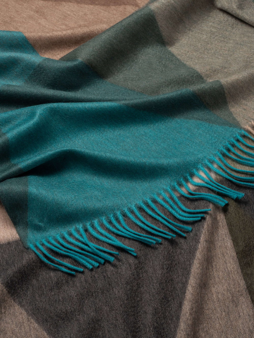 Arran Pyramid Cashmere Throw Dark Teal | Begg x Co