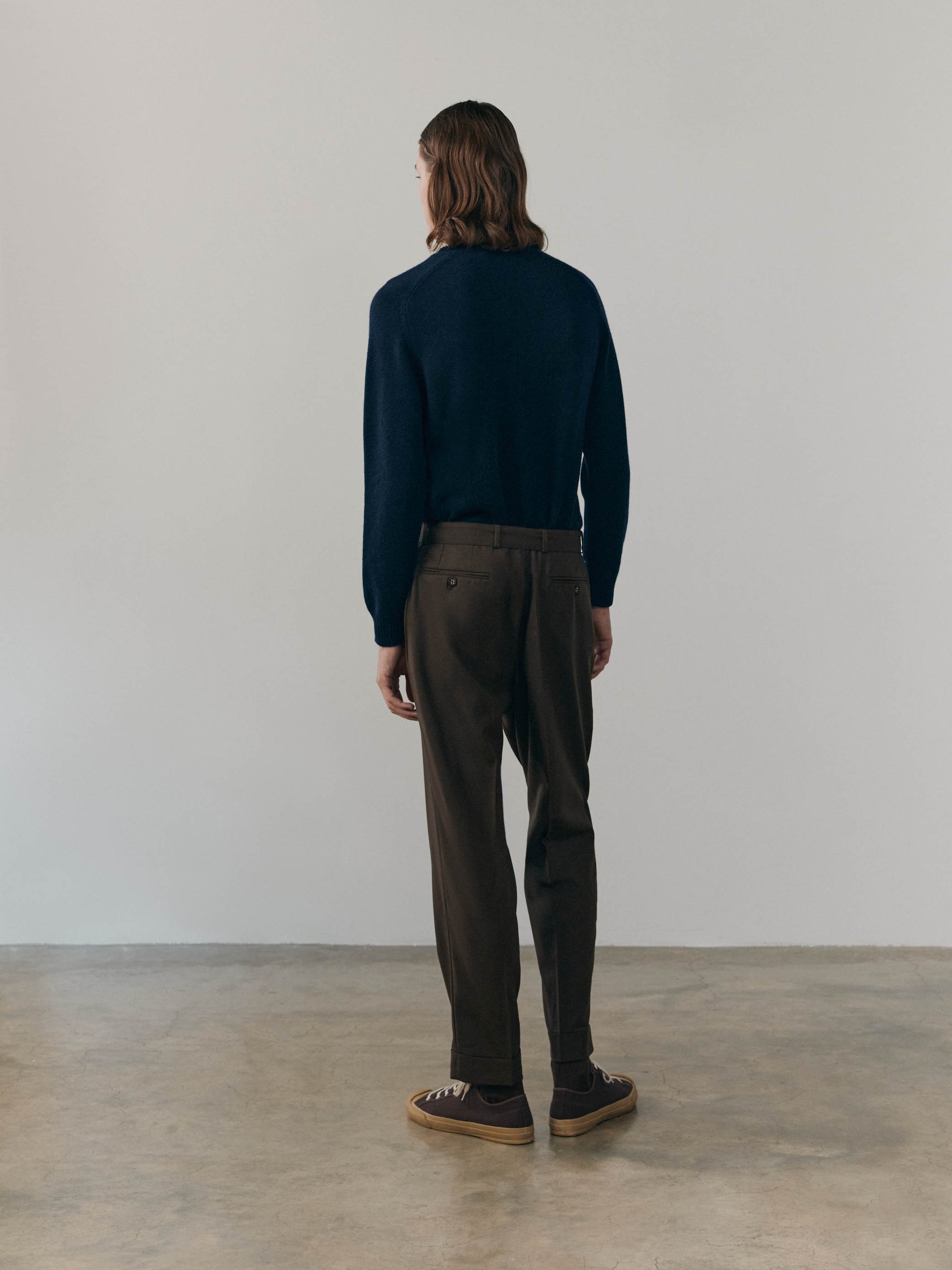 Mens Architect Crew Neck Knitted Cashmere Sweater Navy | Begg x Co