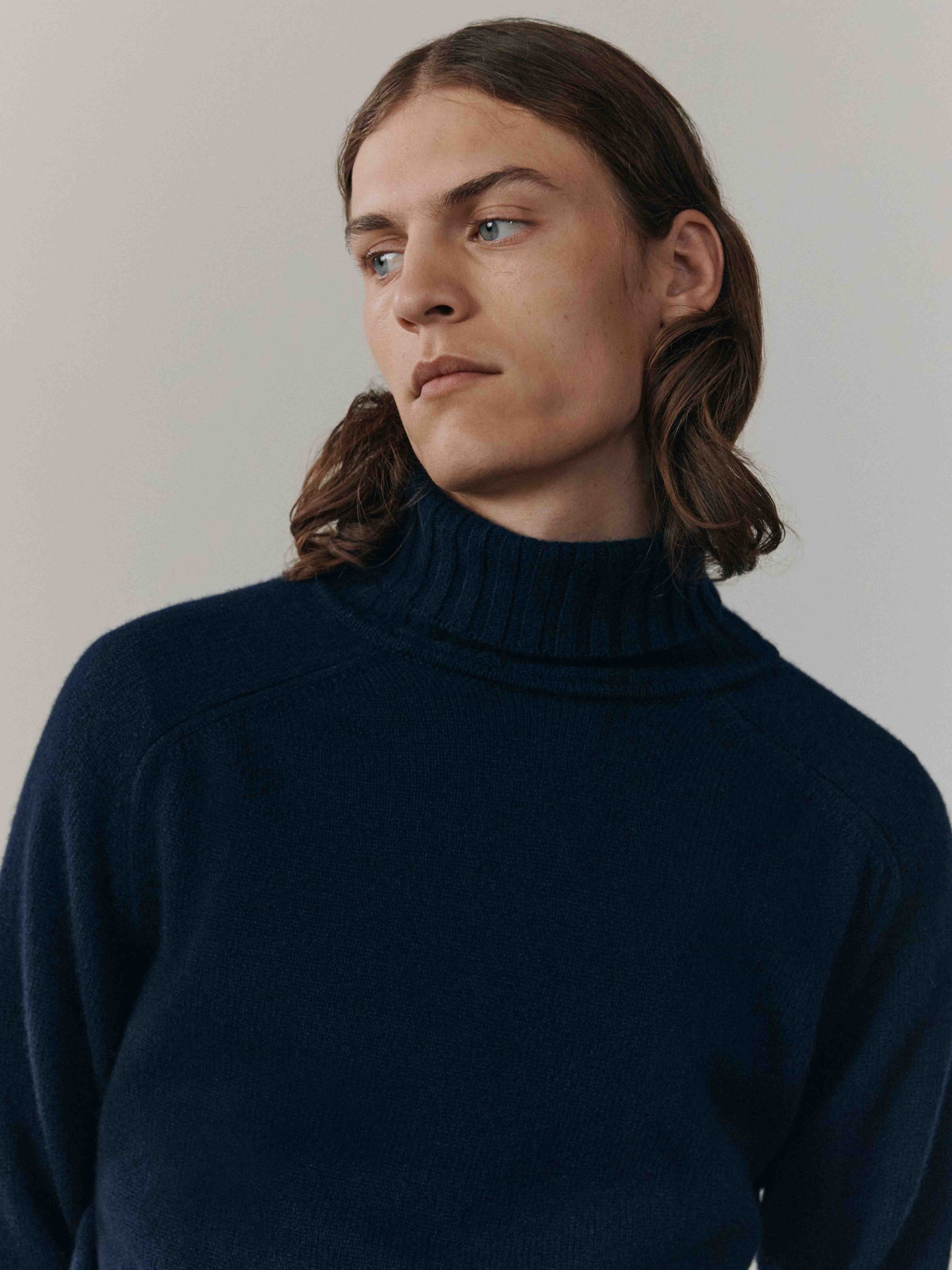 Architect Roll Collar