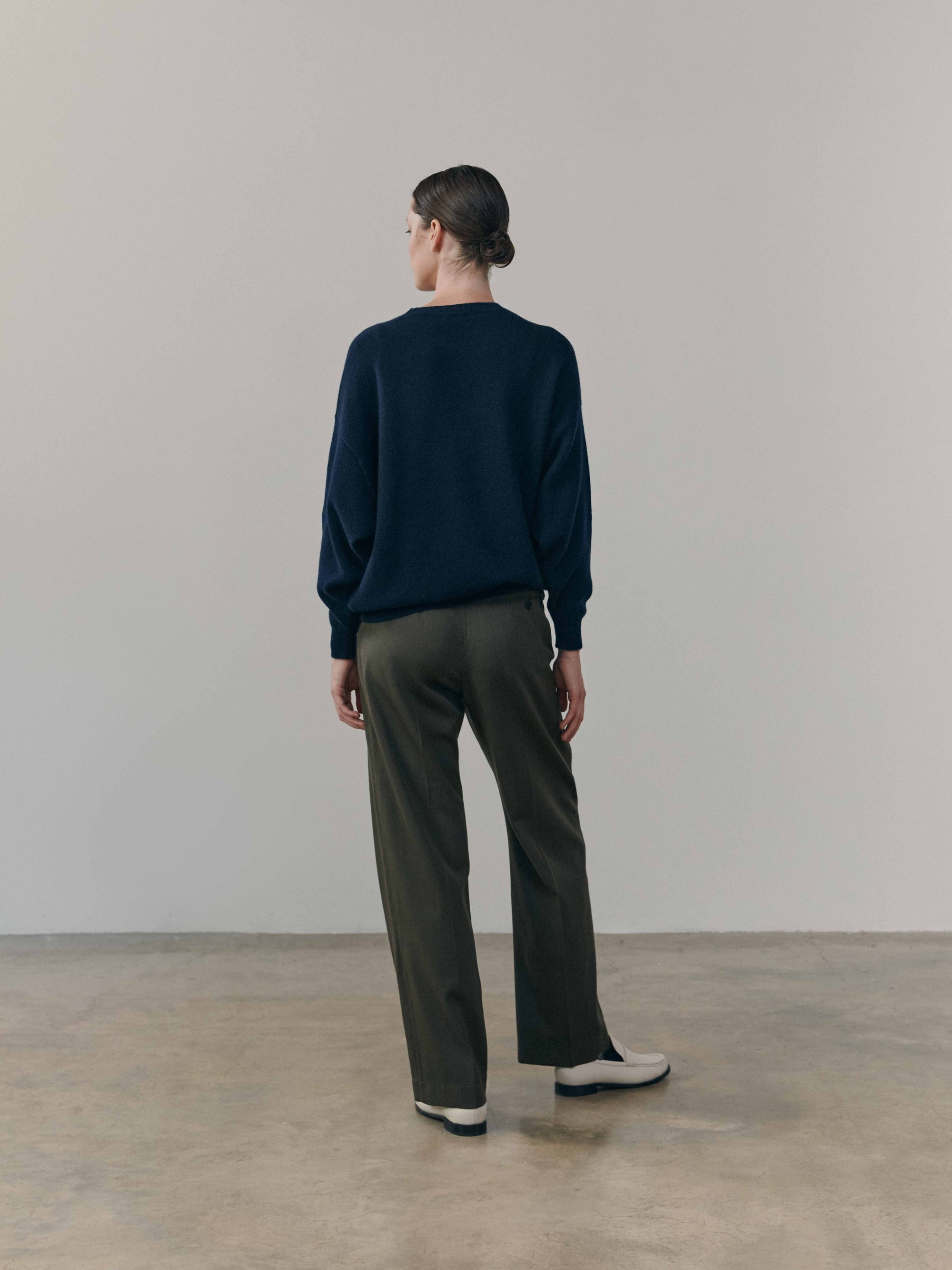 Womens Joy Slouch Cashmere Knitted Sweater Navy | Begg x Co