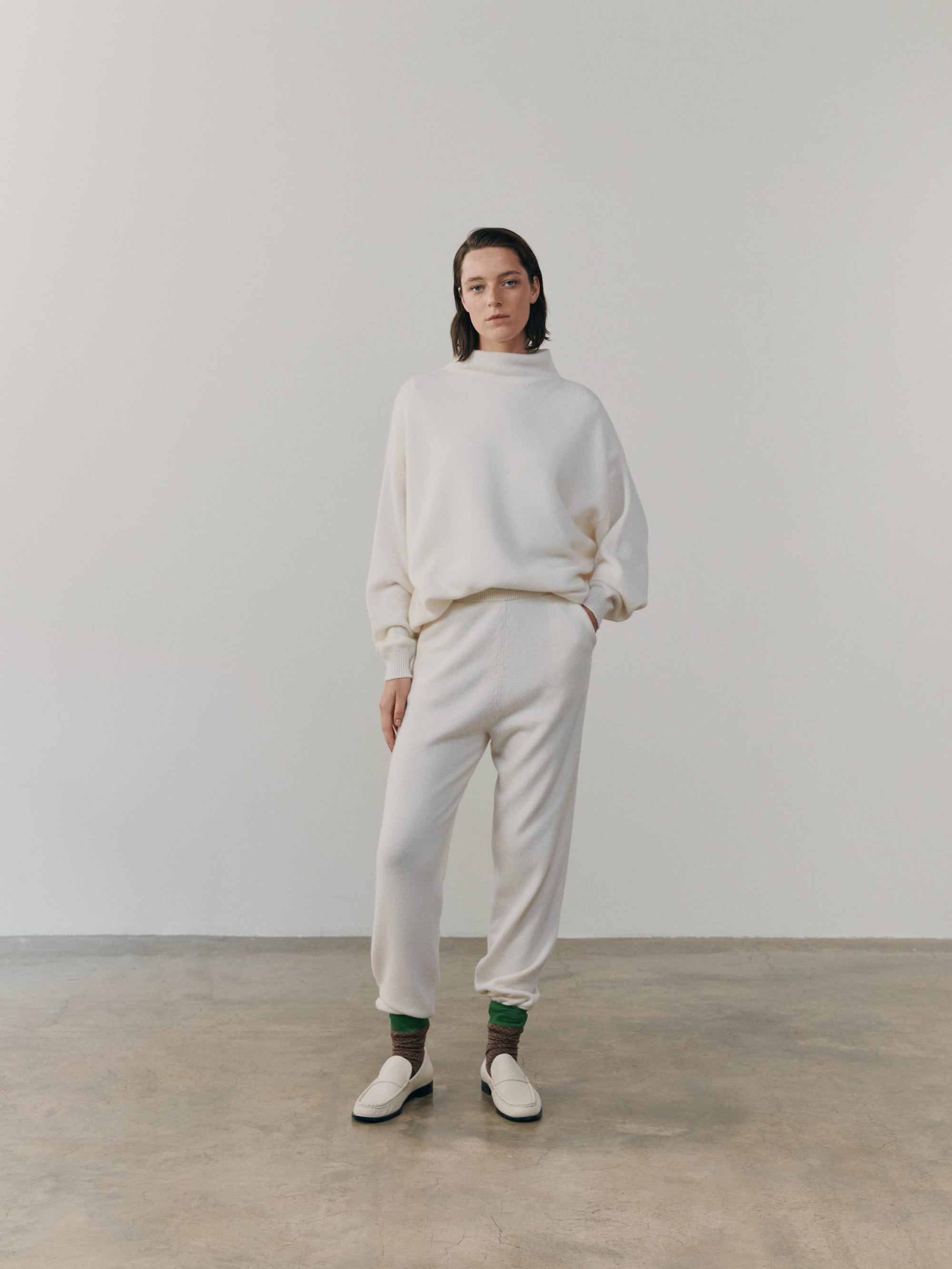 Womens Joy Slouch Cashmere Knitted Mock Neck Sweater Frost | Begg x Co