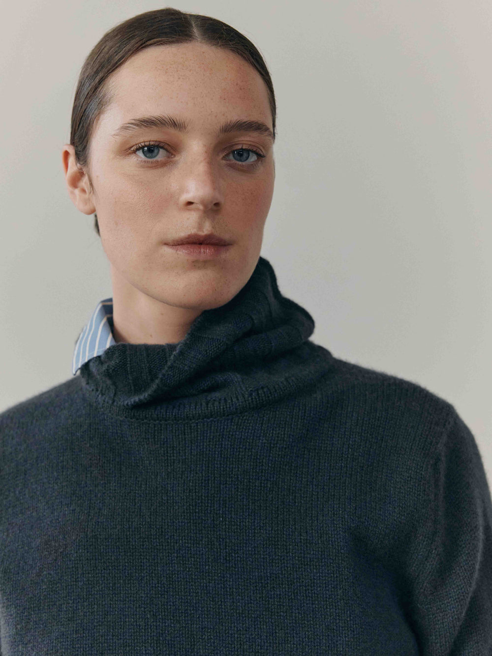 Womens Joy Slouch Cashmere Knitted Mock Neck Sweater Night Sky | Begg x Co