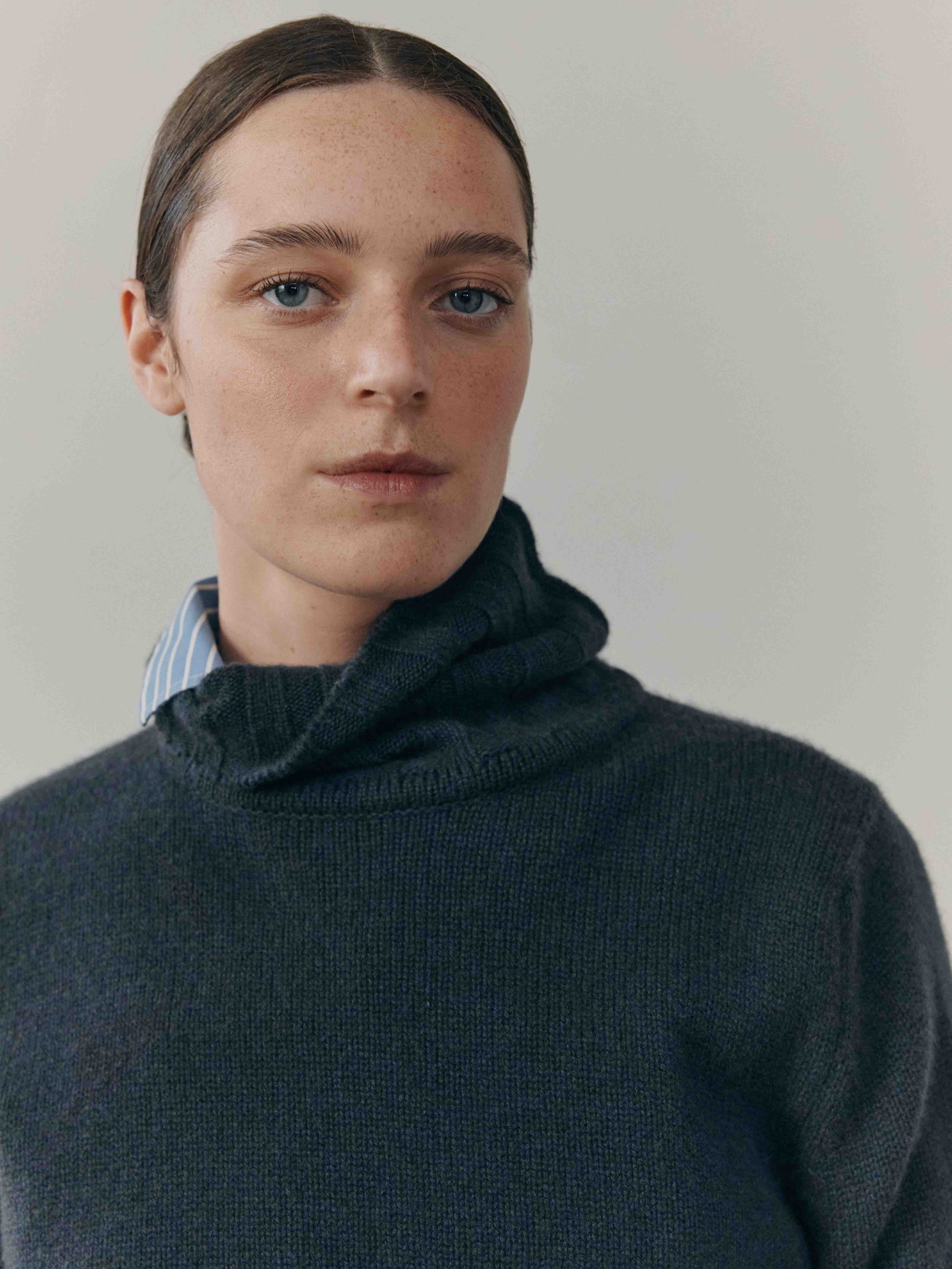 Womens Joy Slouch Cashmere Knitted Mock Neck Sweater Night Sky | Begg x Co