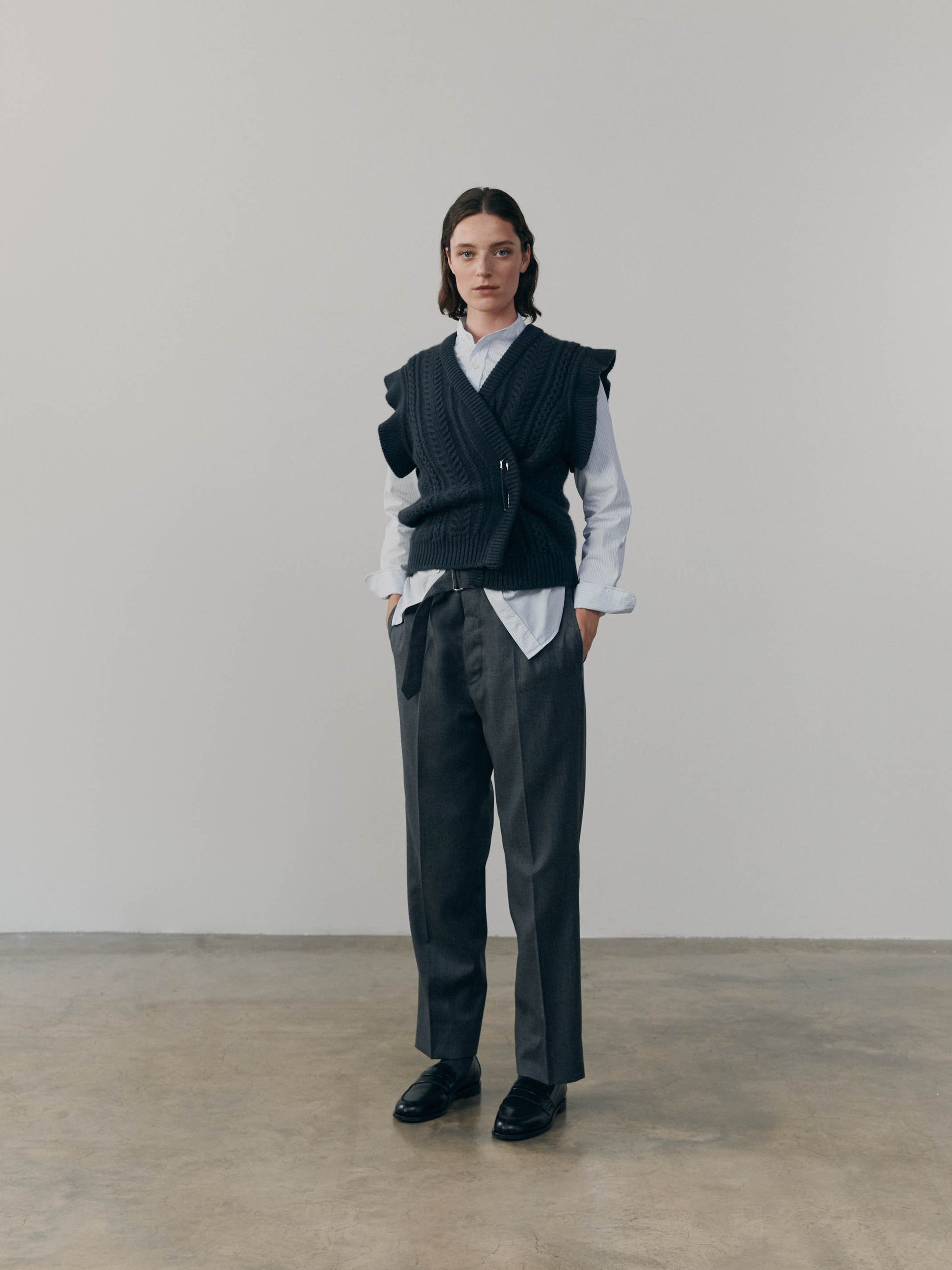 Womens Nico Cashmere Knitted Waistcoat Siberian Grey | Begg x Co