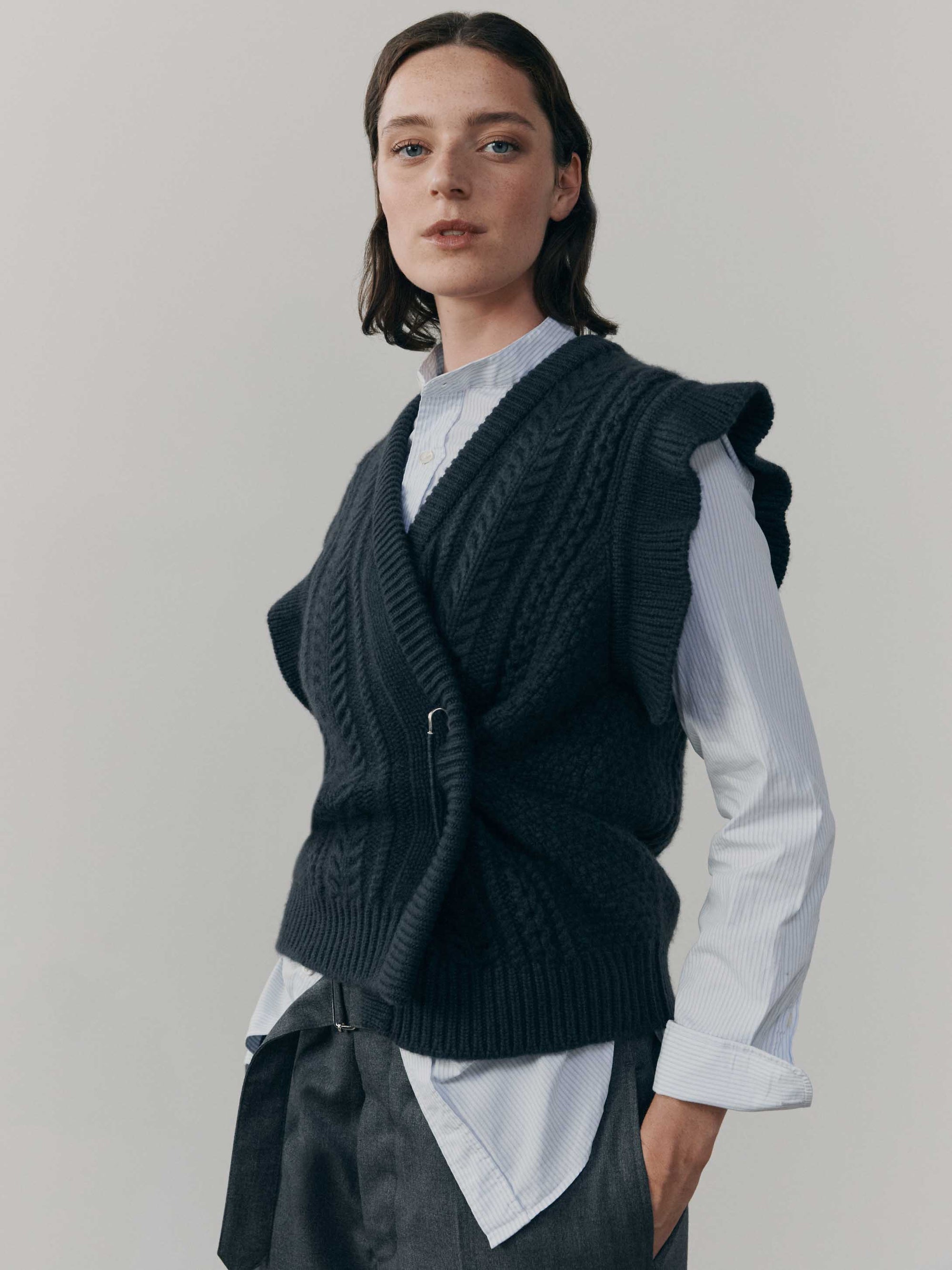 Womens Nico Cashmere Knitted Waistcoat Siberian Grey | Begg x Co