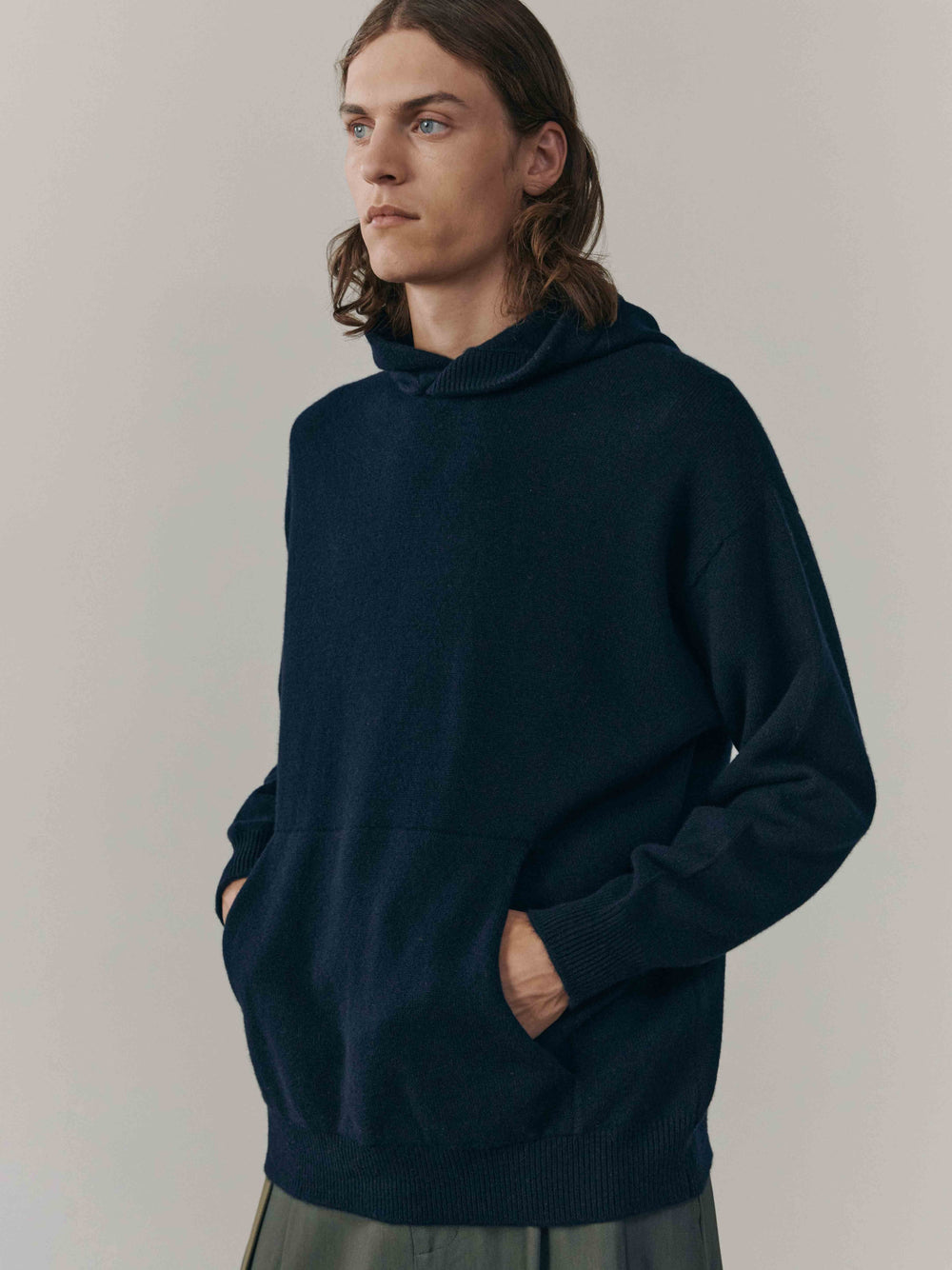 Mens Rockcliffe Cashmere Knitted Hoody Pacific | Begg x Co