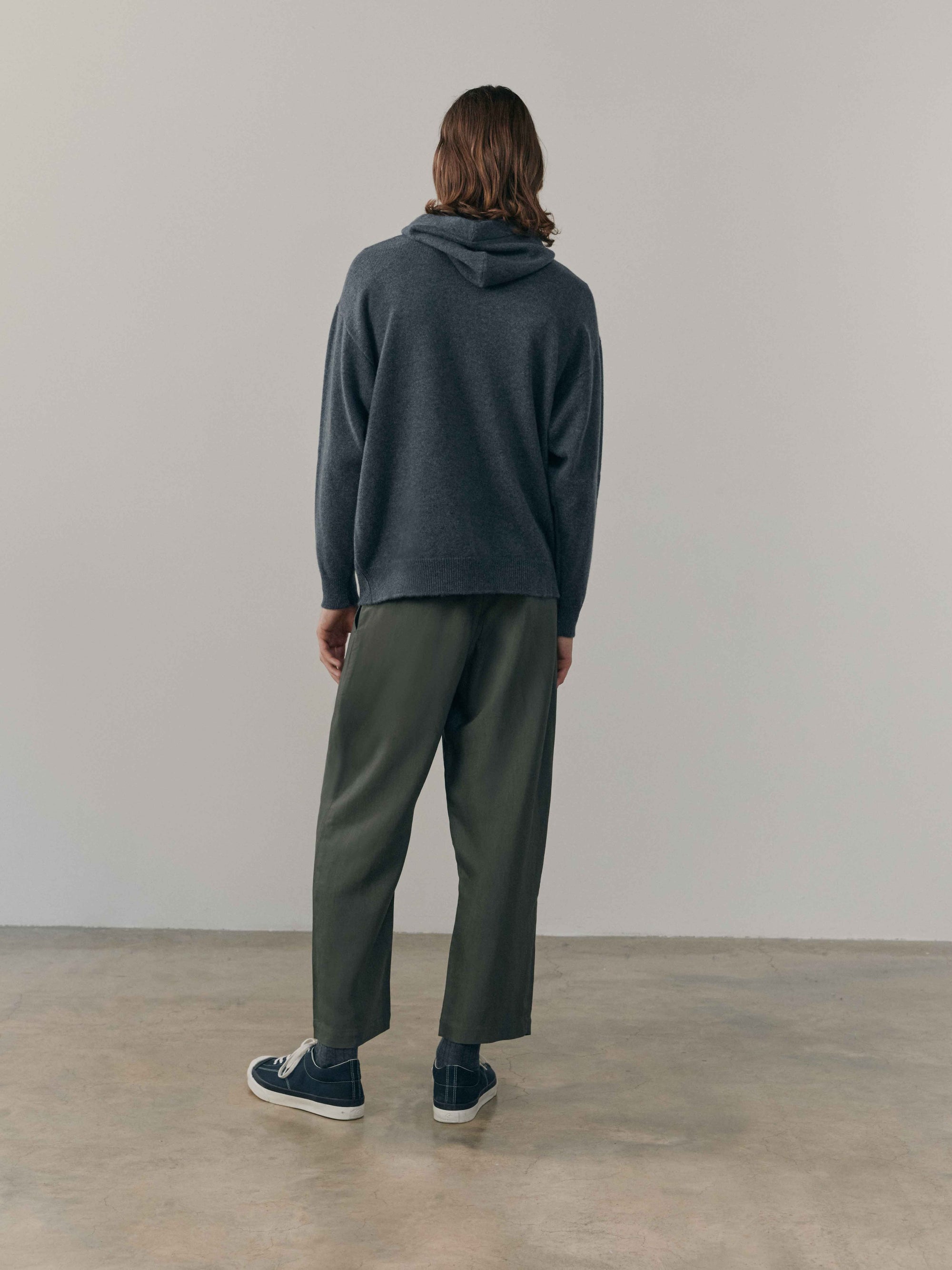 Mens Rockcliffe Cashmere Knitted Hoody Pewter | Begg x Co