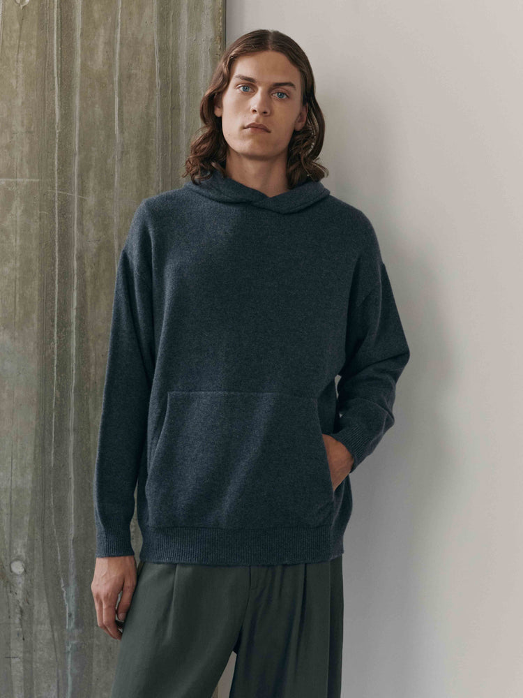 Mens Rockcliffe Cashmere Knitted Hoody Pewter | Begg x Co