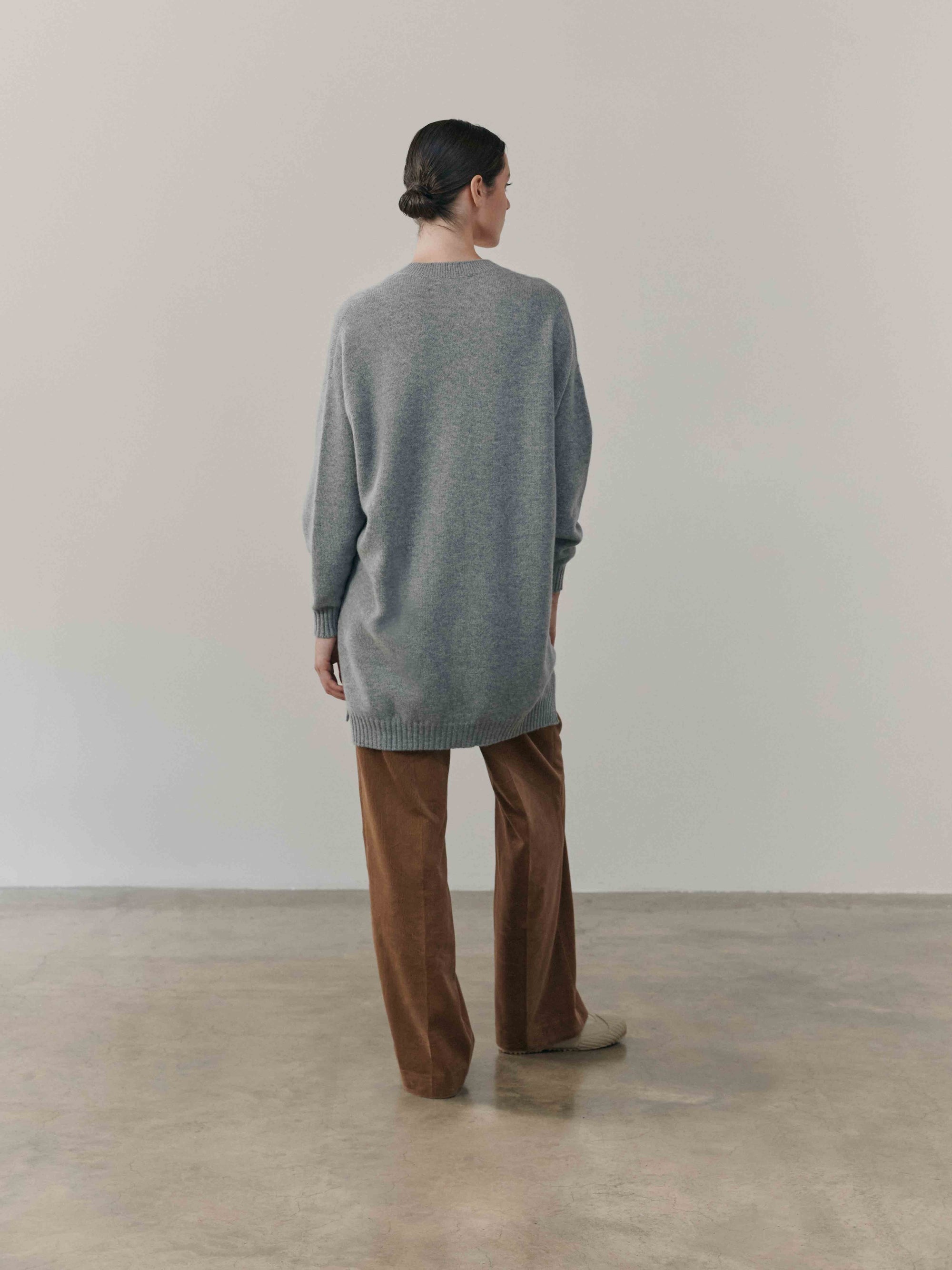 Womens Varikino V-Neck Cashmere Knitted Sweater Grey | Begg x Co