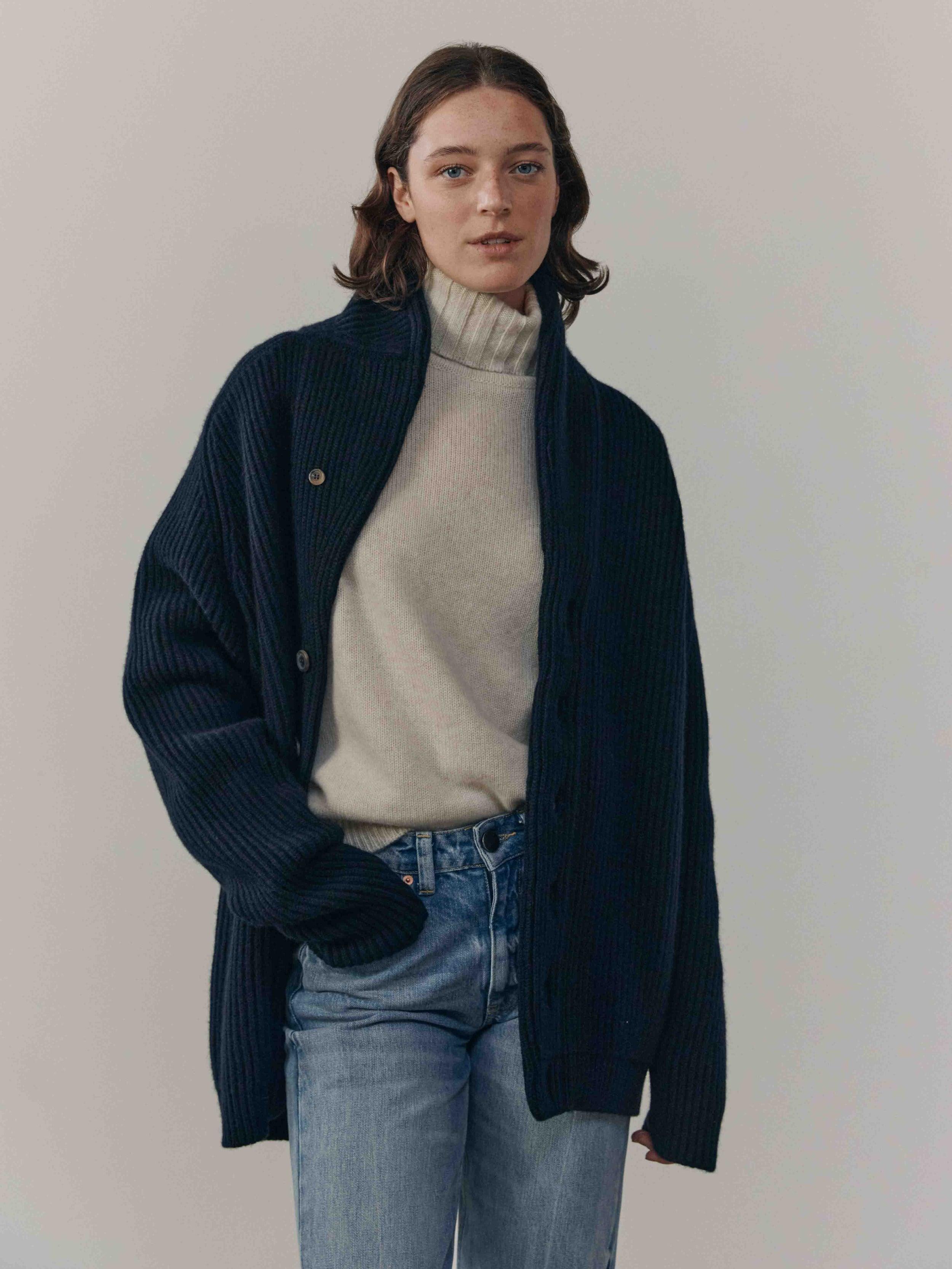 Chunky Knit Cardigan in Wool Cashmere Blend