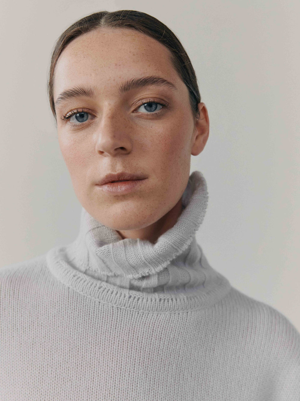 Womens Carey Cashmere Roll Collar Sweater Glacier | Begg x Co