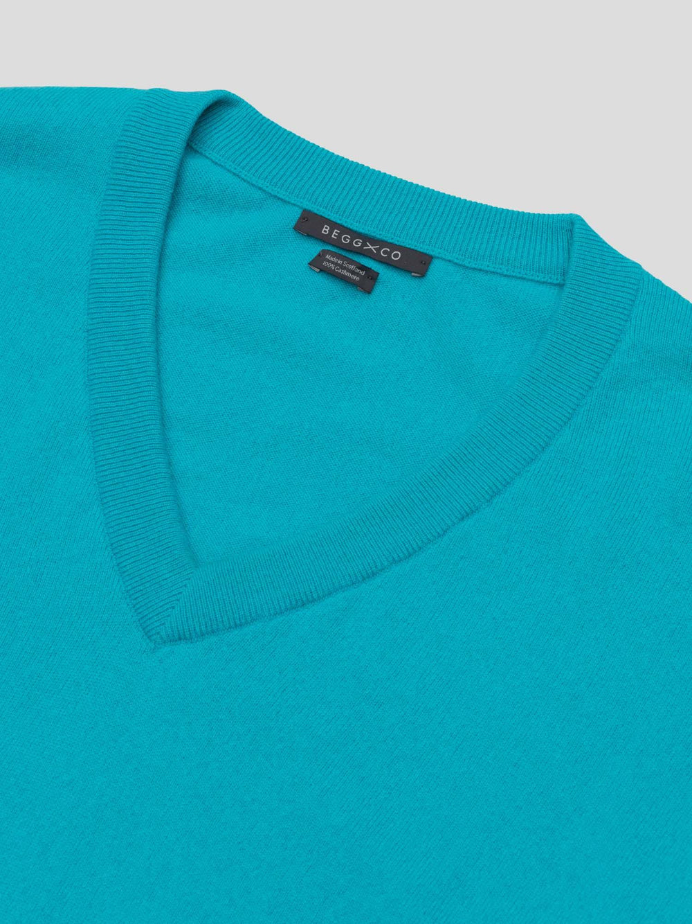 Womens Jade Knitted Cashmere V-Neck Sweater Tropical Blue - Begg x Co