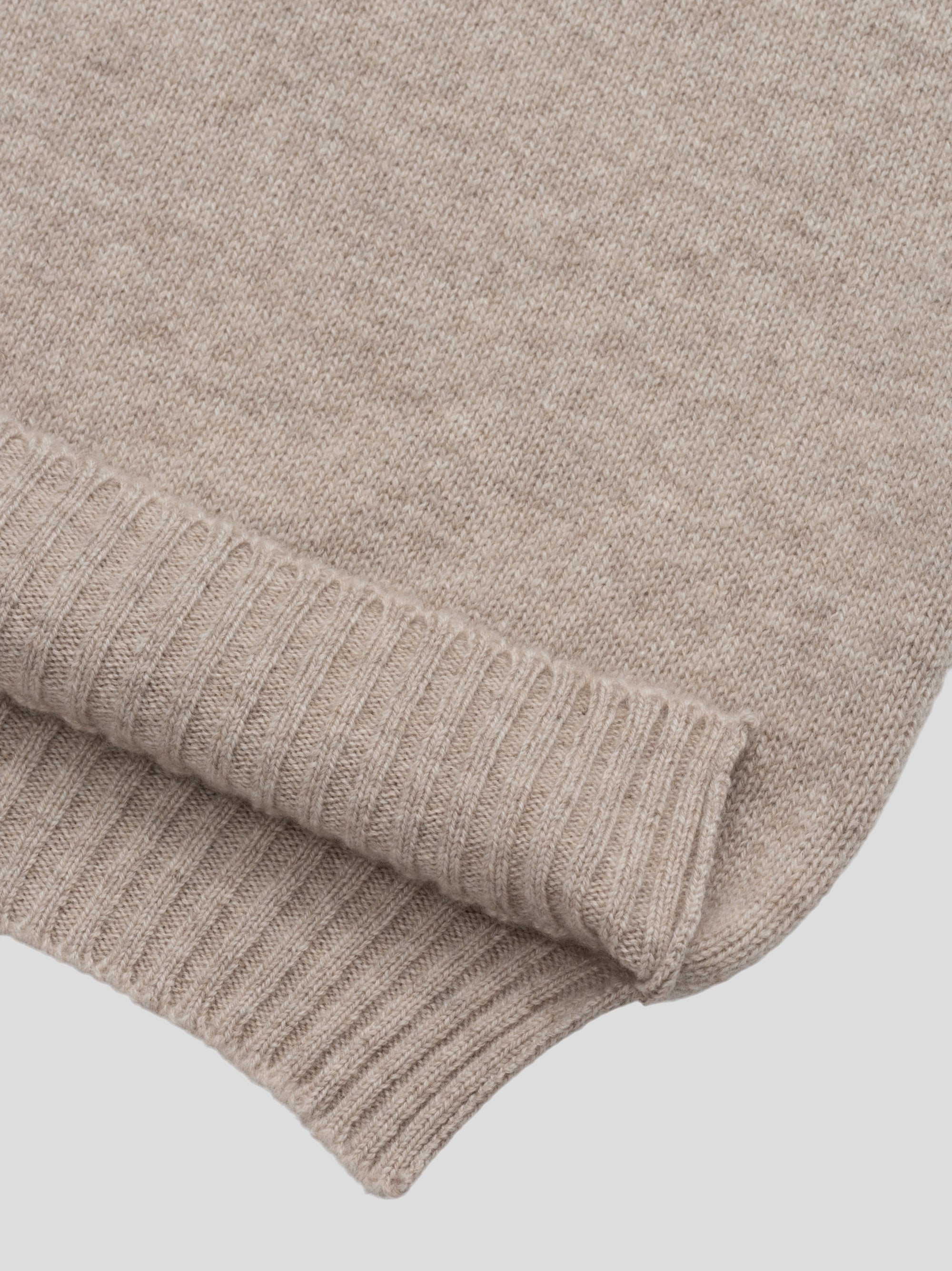 Womens Varikino V-Neck Cashmere Knitted Sweater Natural Melange | Begg x Co