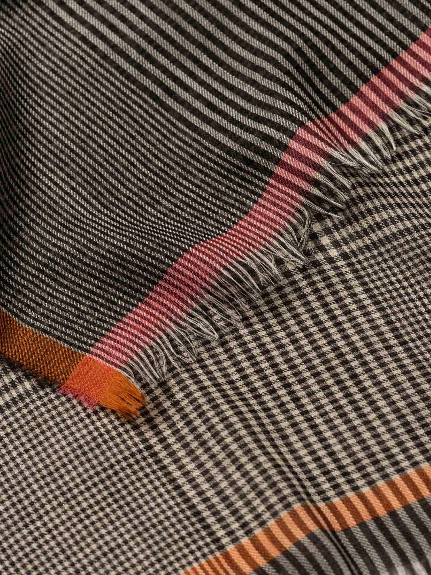 Women's Wispy Hornel Lightweight Cashmere Scarf Natural Pink - Begg x Co